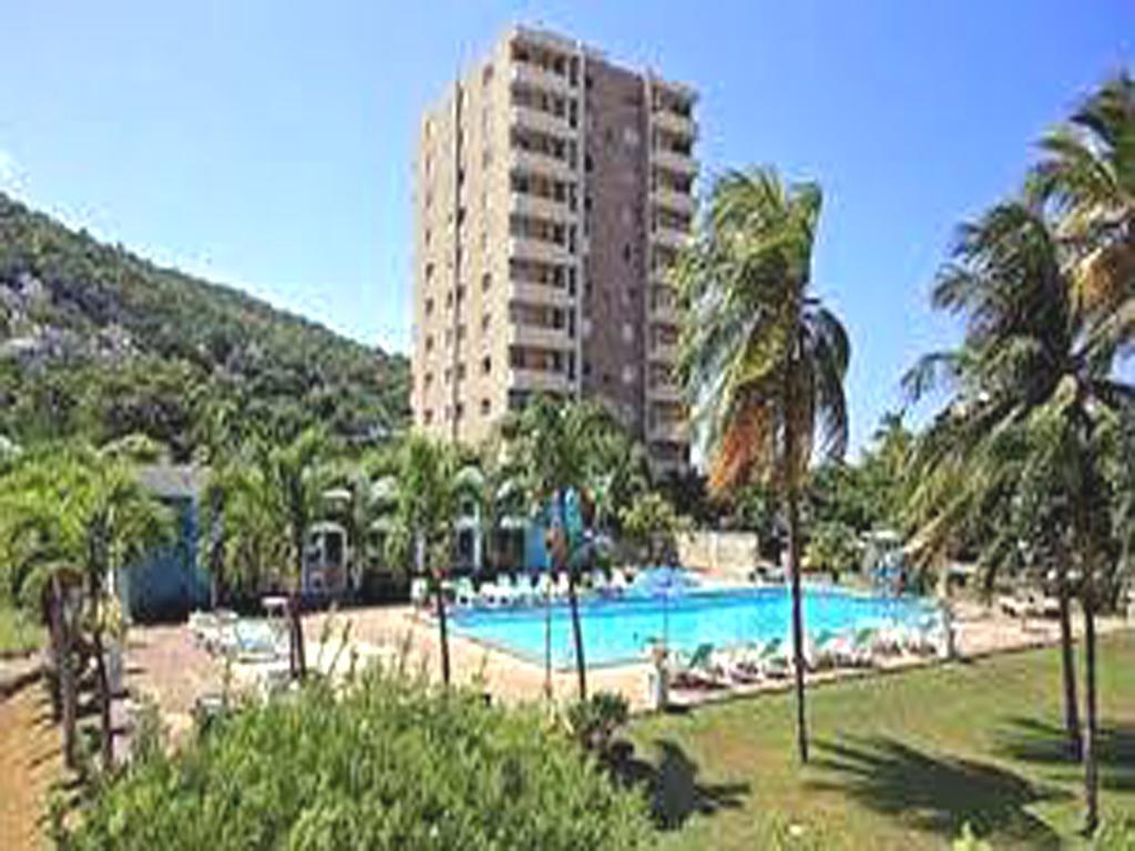 Turtle Beach Towers Apt 22 C - Ocho Rios Kültér fotó