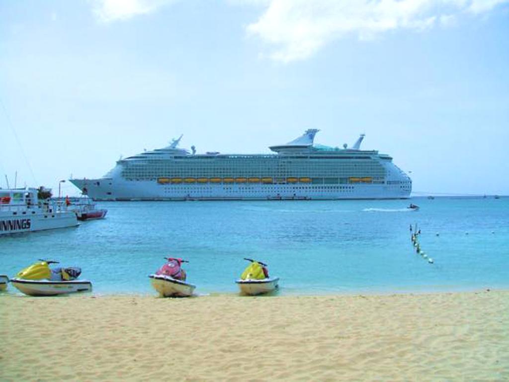 Turtle Beach Towers Apt 22 C - Ocho Rios Kültér fotó