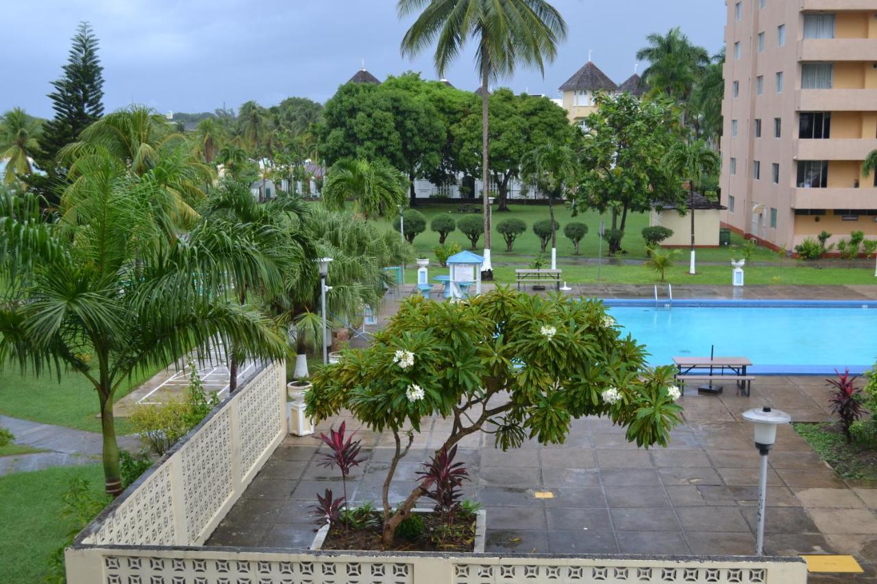Turtle Beach Towers Apt 22 C - Ocho Rios Kültér fotó
